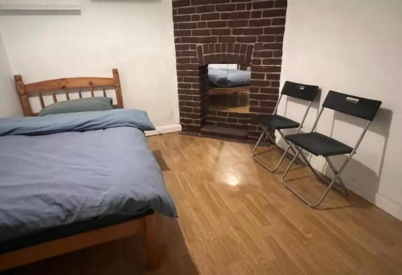 ペンション Room In Dartford