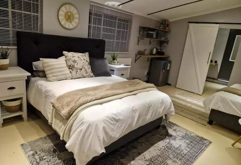 Retkeilymaja Toekoms Inn