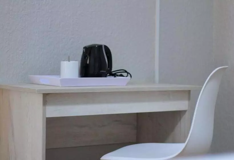 تختخواب و صبحانه Arrival Center Bnb