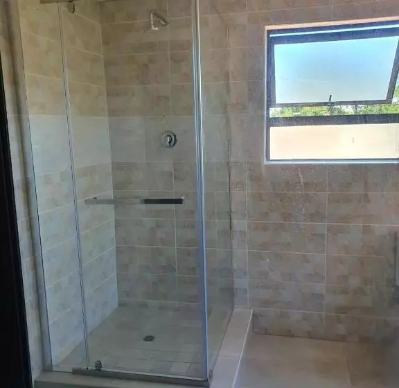 تختخواب و صبحانه Arrival Center Bnb