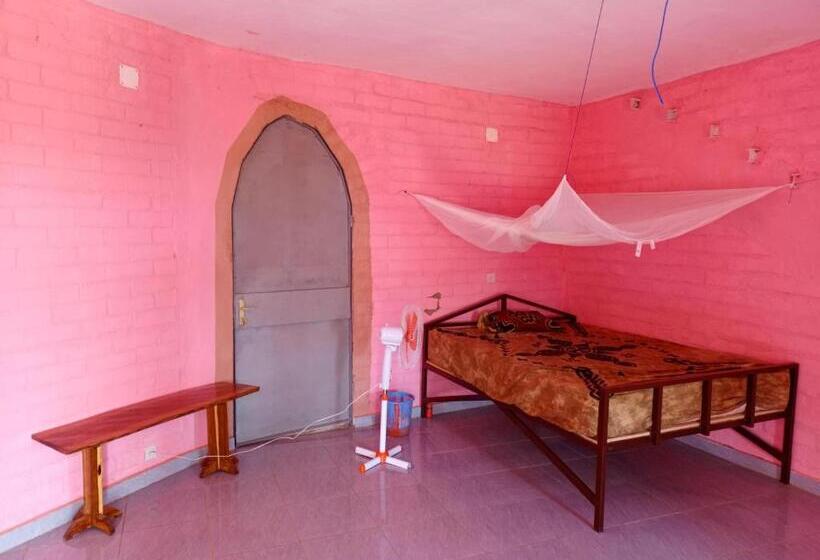 تختخواب و صبحانه Auberge Banco