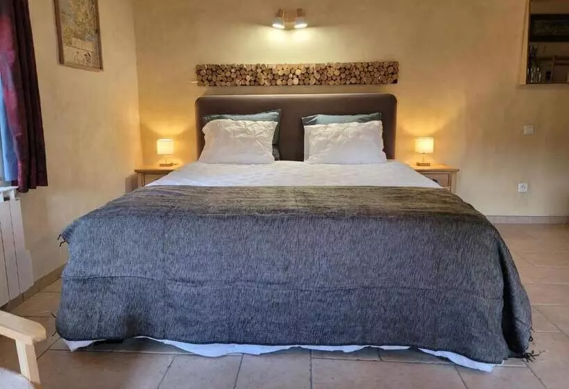 Aamiaismajoitus (B&B) Chez Berger, Ruime 2 Persoonskamer Met Kingsize Bed