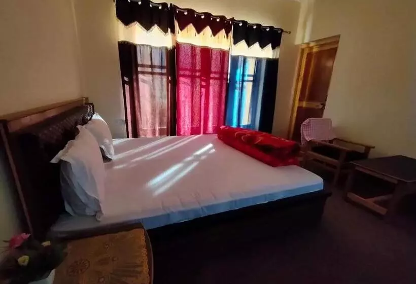 ベッドアンドブレックファースト Feroz Homestay Ladakh By Lexstays