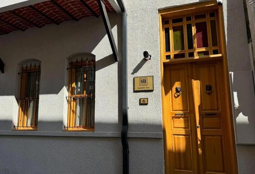 ベッドアンドブレックファースト Hanflats