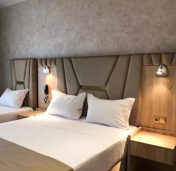 هتل Hôtel Césarée