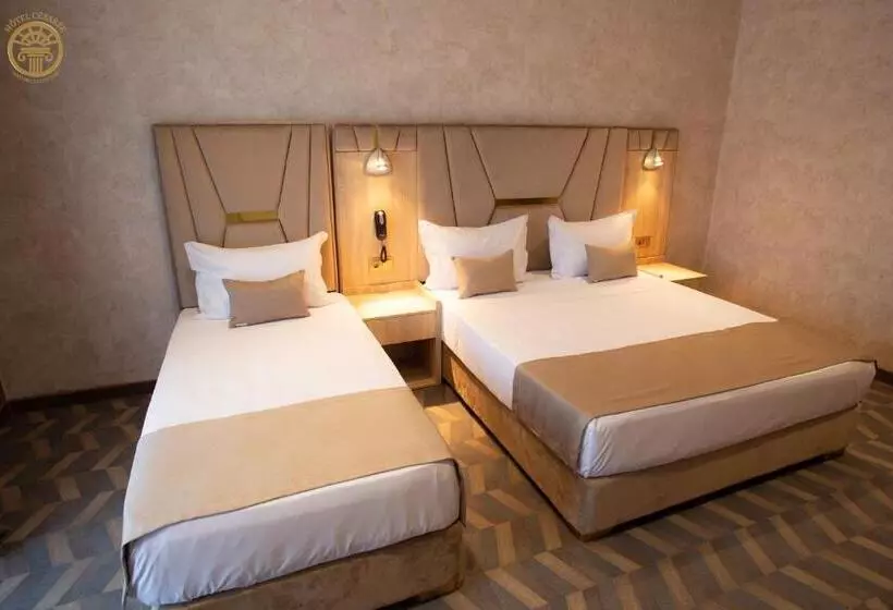 هتل Hôtel Césarée