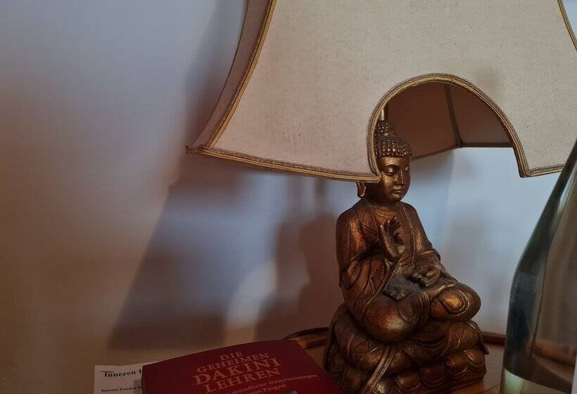 호텔 Seminarhaus Arya Maitreya