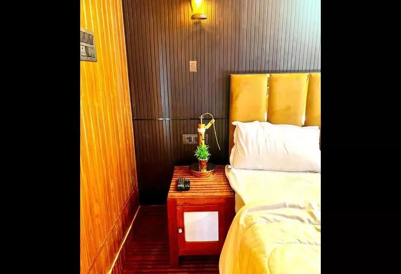 ホテル The Vyom Villa