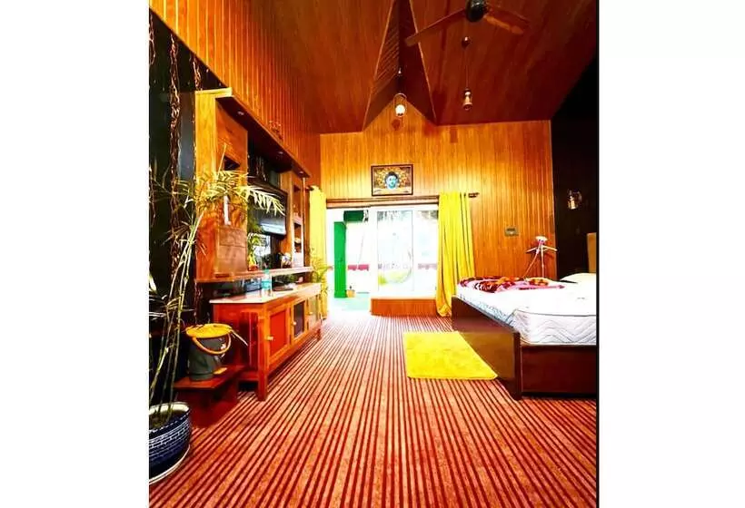 ホテル The Vyom Villa