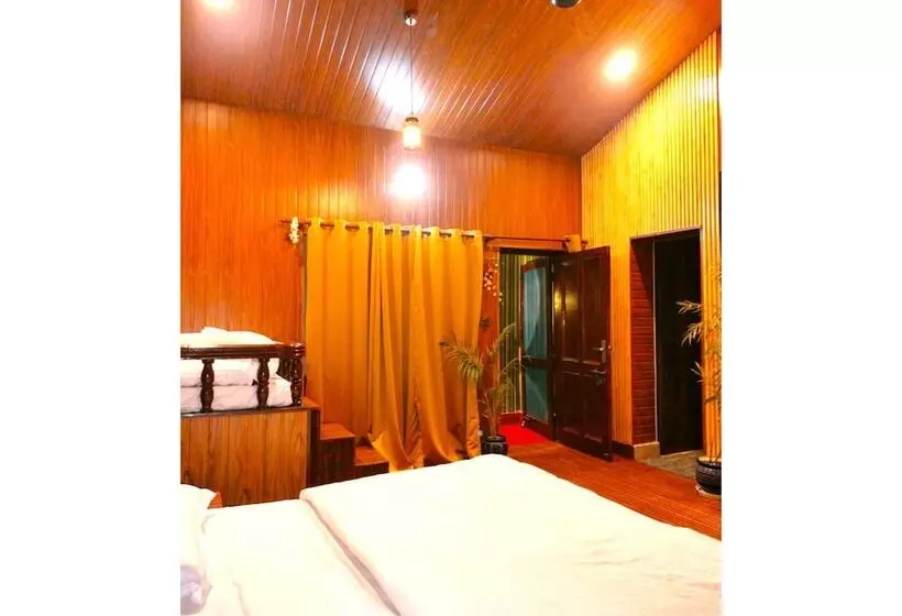 ホテル The Vyom Villa