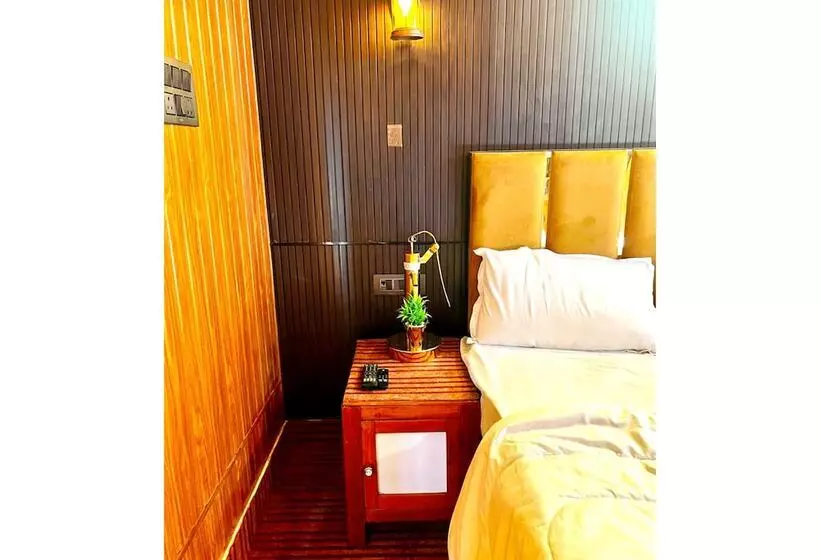 ホテル The Vyom Villa