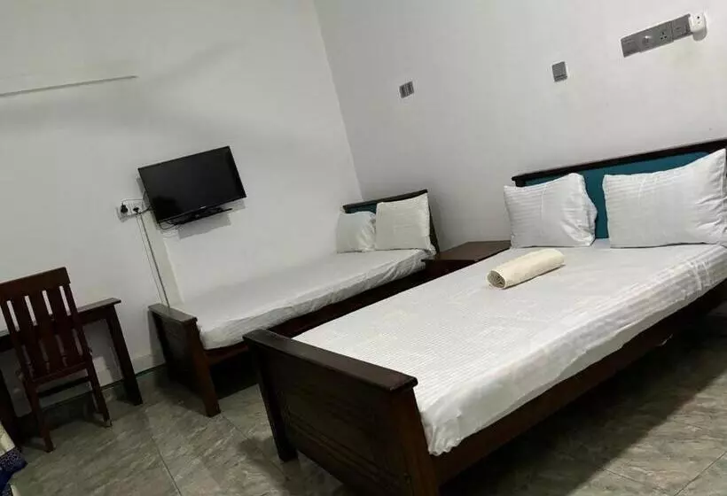 Hotelli Treatooo Lake Resort