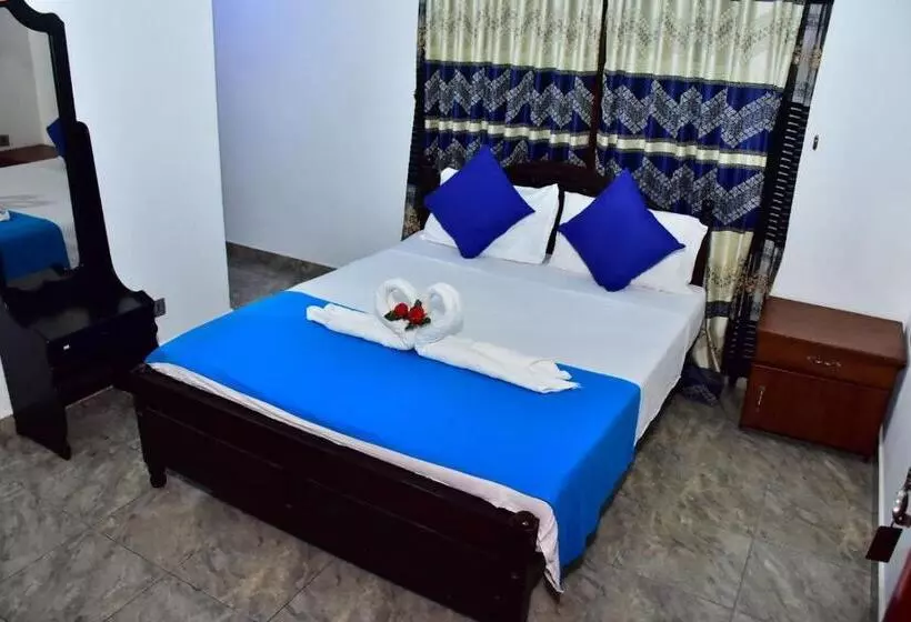 Hotelli Treatooo Lake Resort