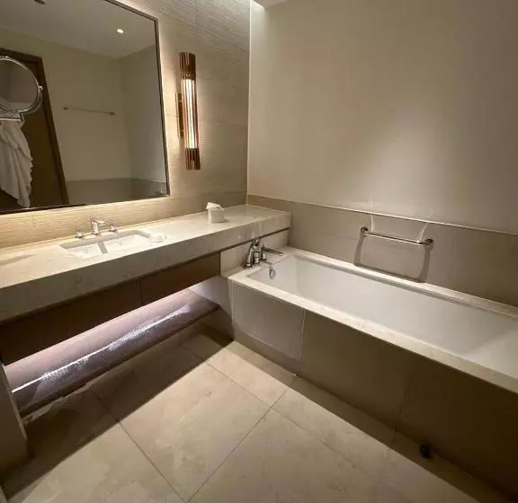 هتل Vida Marina Resort Marassi