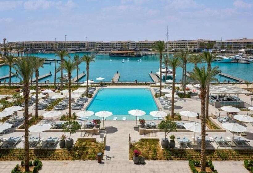 هتل Vida Marina Resort Marassi