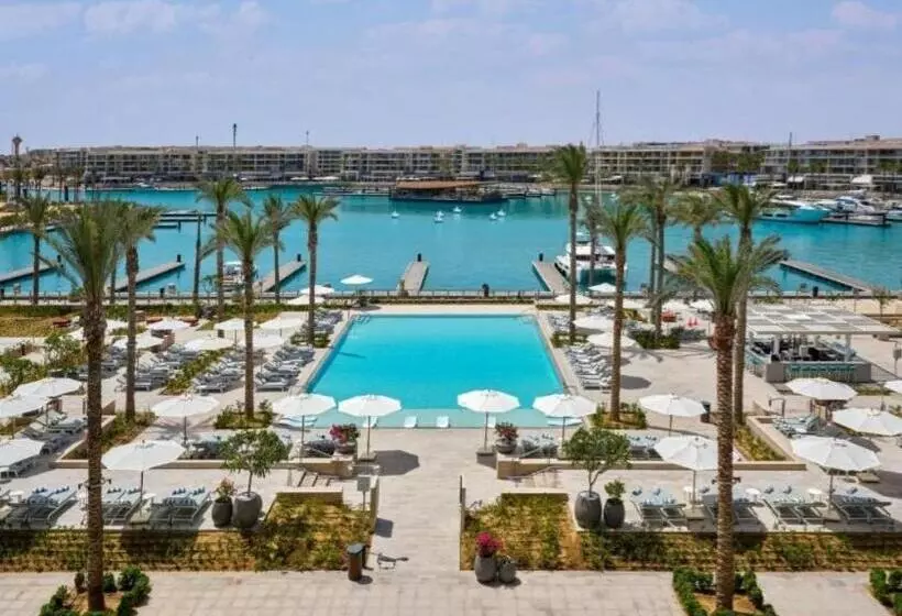 هتل Vida Marina Resort Marassi