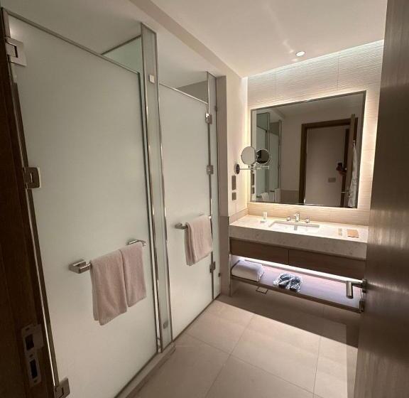 هتل Vida Marina Resort Marassi