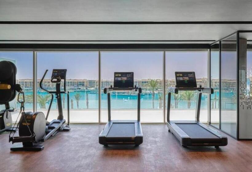 هتل Vida Marina Resort Marassi