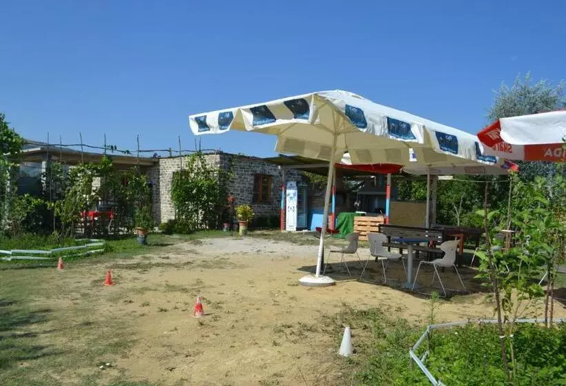 ペンション Camping & Guest House Murataj