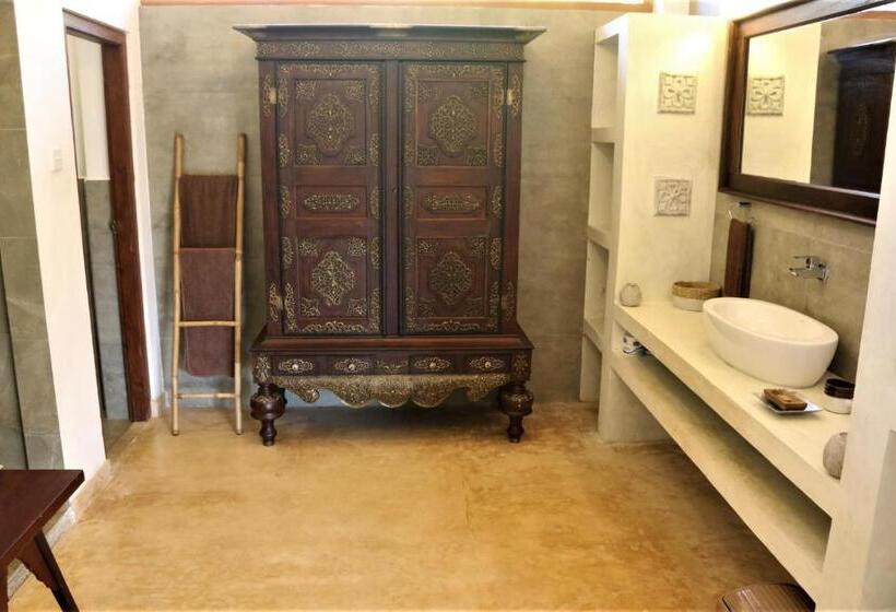 펜션 The Travellers Palm