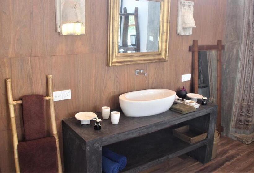 펜션 The Travellers Palm