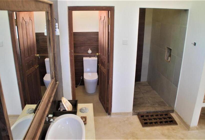 펜션 The Travellers Palm