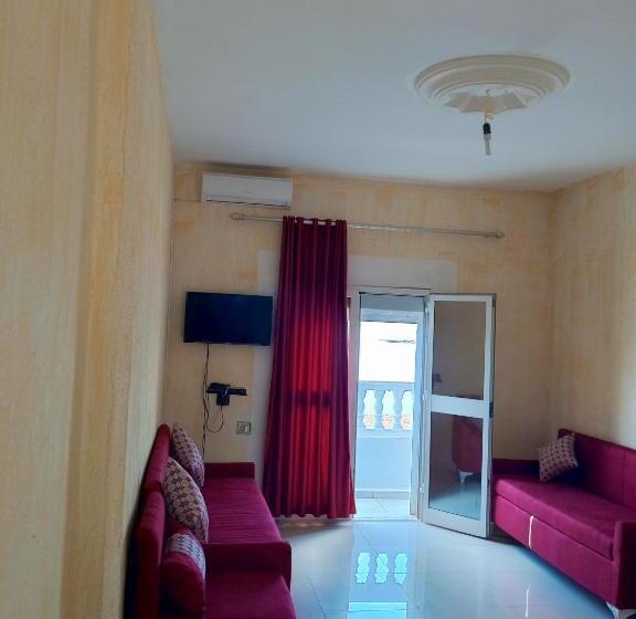 بنسيون Dar Haja Zekia