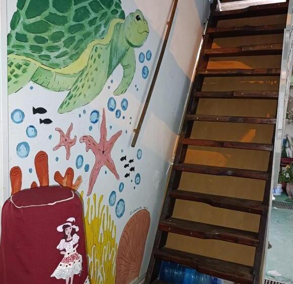 پانسیون La Petite Maison De Diana