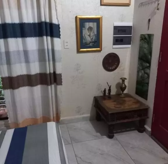 Majatalo La Petite Maison De Diana