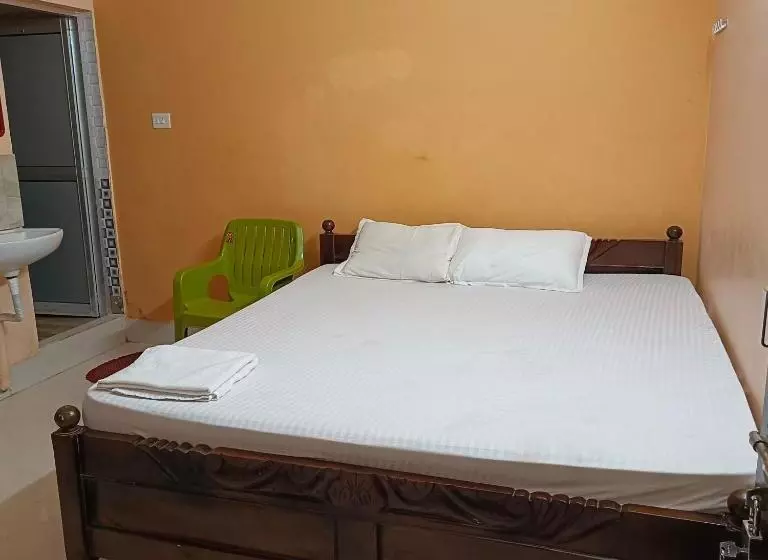 ペンション Radha Krishna Niwas