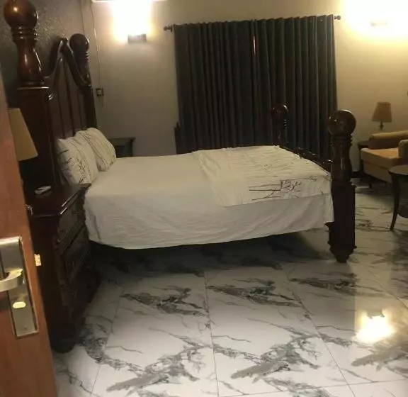 پانسیون Vorano Guest House Khi