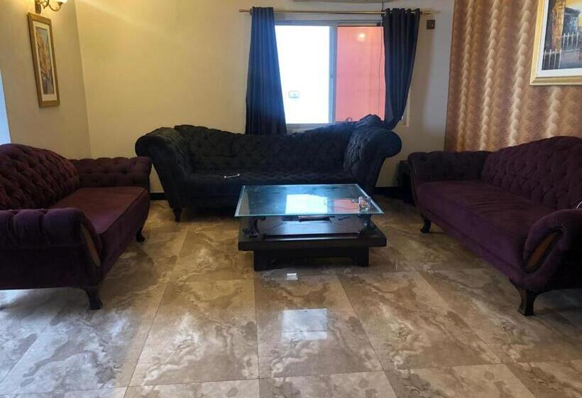 پانسیون Vorano Guest House Khi