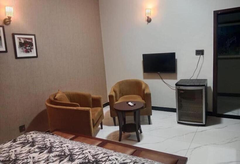 پانسیون Vorano Guest House Khi