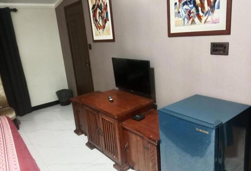 پانسیون Vorano Guest House Khi