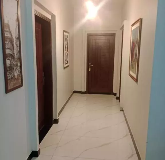 پانسیون Vorano Guest House Khi