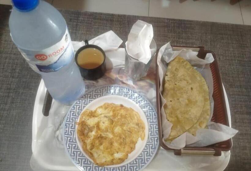 پانسیون Vorano Guest House Khi