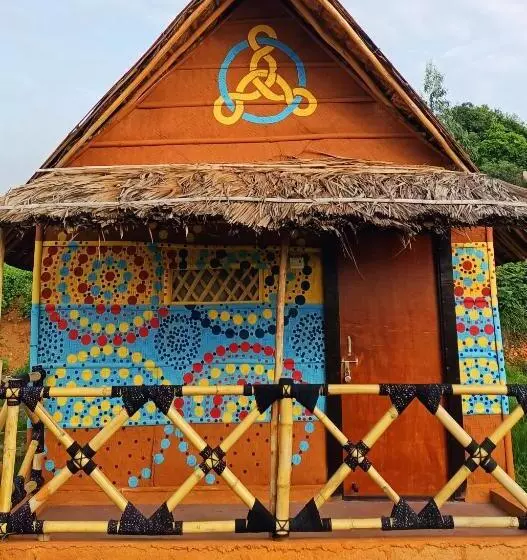 Lomakeskus Bodhi Sattva Yoga   Monk Stay