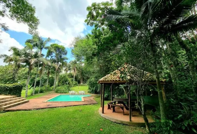 ユースホステル Cabanas Espada De São Jorge