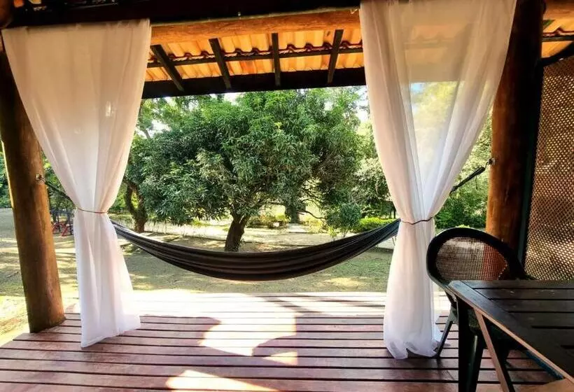 ユースホステル Cabanas Espada De São Jorge