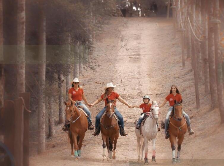 旅馆 Cabanas Espada De São Jorge