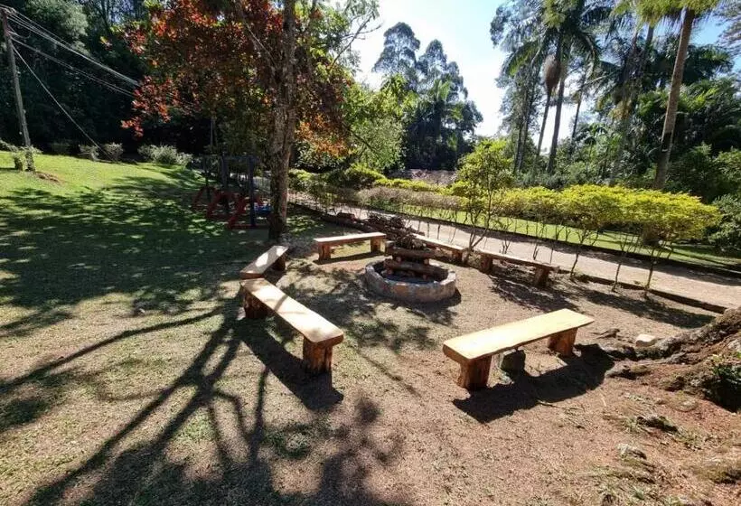 ユースホステル Cabanas Espada De São Jorge