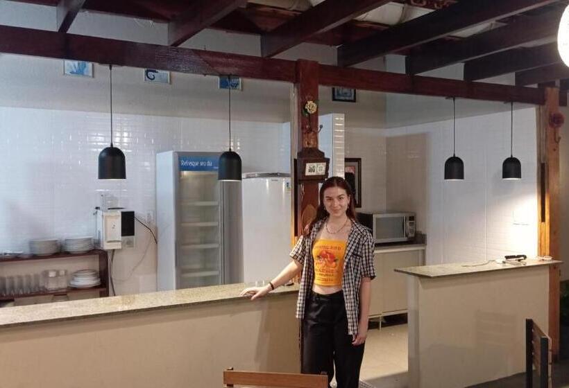 Angatu Hostel Service