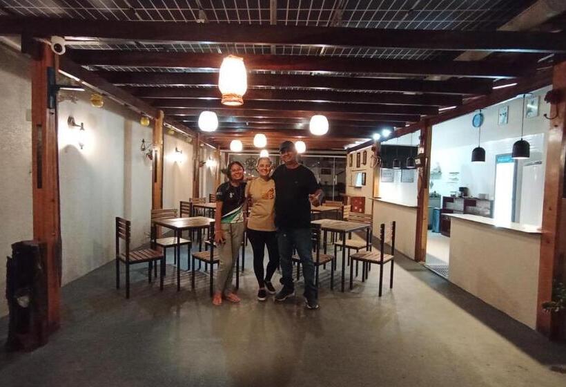 Angatu Hostel Service