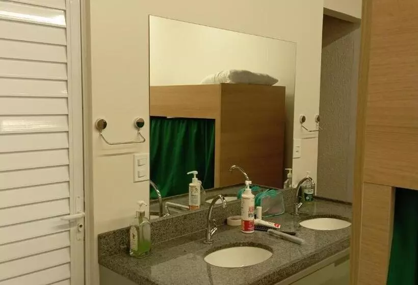 Angatu Hostel Service