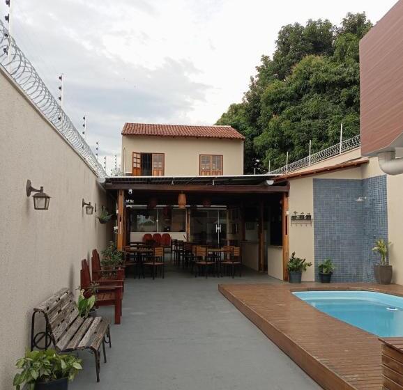 Angatu Hostel Service