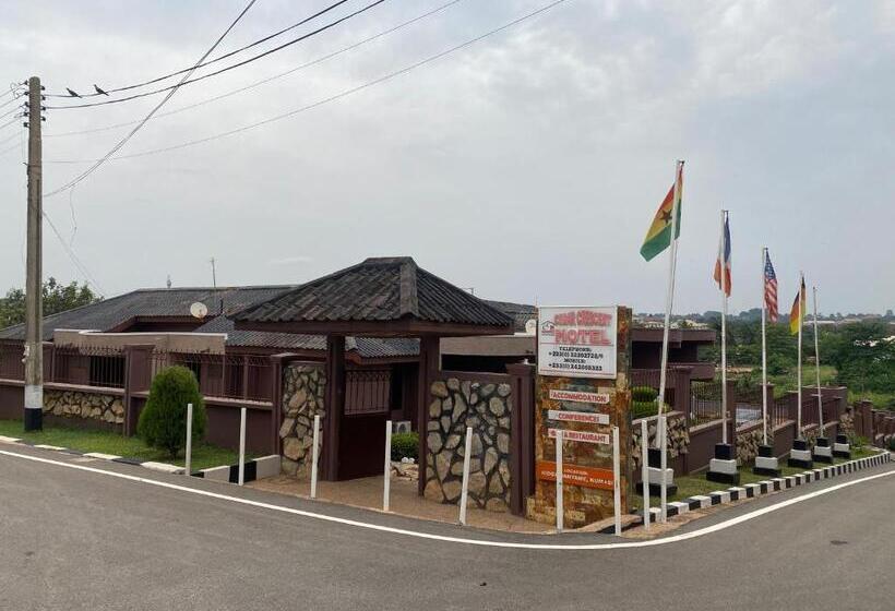 בית מלון כפרי Ceder Crescent