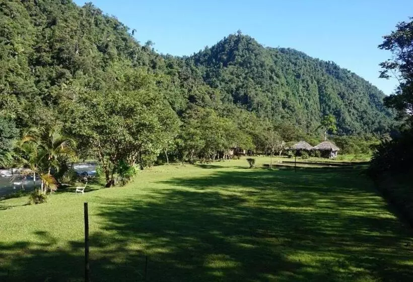 هتل Hostería Garceta Sol