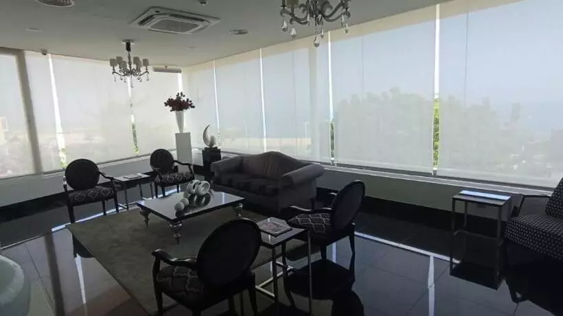 هتل Ilhamar