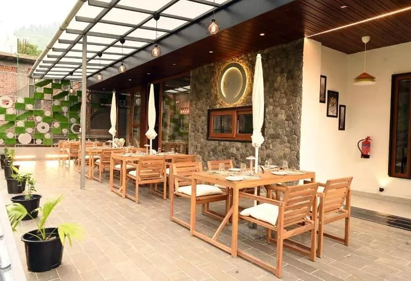 Hotelli Noah Villa