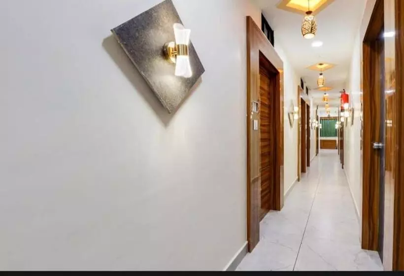 ホテル Sagun Inn Cg Road